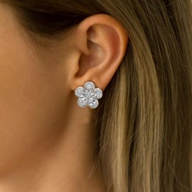 Myrnaist Flowers for Women Girls Hypoallergenic Flower Stud Earrings with CZ Flowers Cute Jewellery Gifts for Mum and Wife, Stainless Steel, Zircon