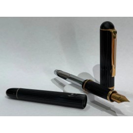 Pilot Tiger 600 Black Lined & Gold Fountain Pen - F Nib - 1970s - New-Old-Stock