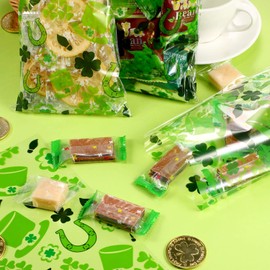 Chuangdi 100 Pack St. Patrick Day Candy Cellophane Bags Irish Shamrock Treat Bags Bulk Saint Patrick's Day green Clear Leprechaun Hat Footprint Goodies Packing for Holiday Party Supplies