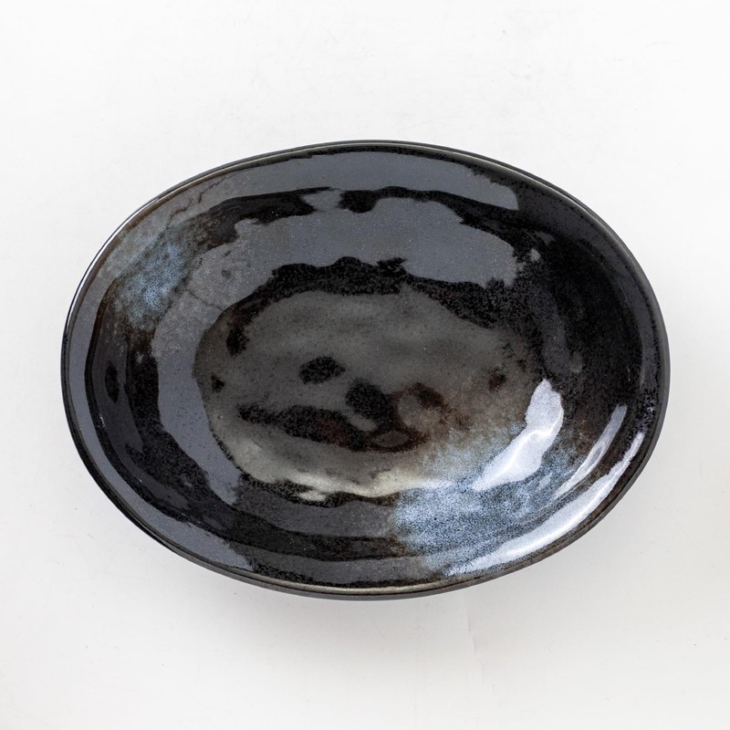 Mino Ware Fave 240 Deep Plate, Black Crystal, Deep Plate