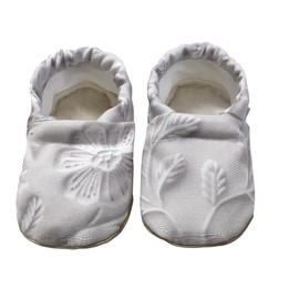 Clamfeet Organic Soft Sole baby shoes | First Walkers Crib Shoes | Pull on soft sole Infant Shoes | Lightweight Soft Sole Crib Shoes Toddler Shoes (LeVonne)| white, Baptism, floral (Size 2 (6-12 Months))