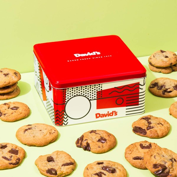 David's Cookies Fresh Baked Chocolate Chunk Cookies Gourmet Gift Basket - Ideal Gift for Corporate Birthday Fathers Mothers Day Get Well and Other Special Occasions - Certified Kosher - 2lb (24 pcs/1.5 oz each)