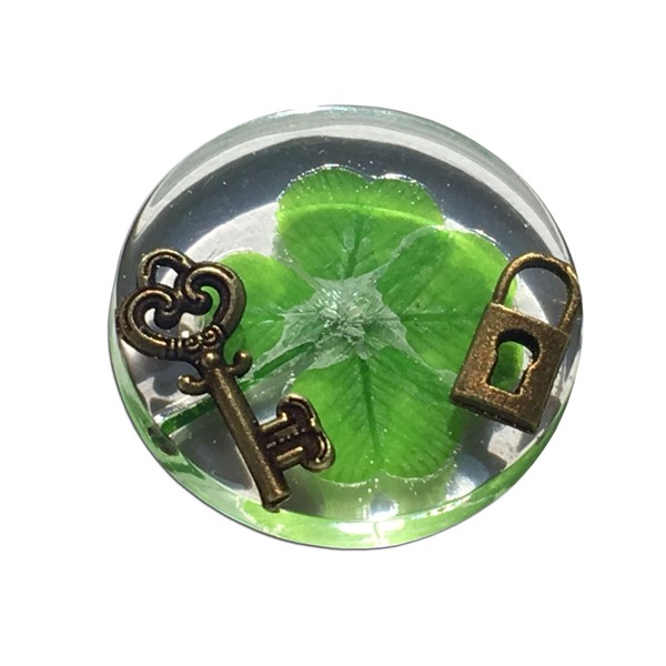 Real Four Leaf Clover Good Luck Pocket Token, Preserved, 1.25” (Including Metallic Lock and Key Objects)