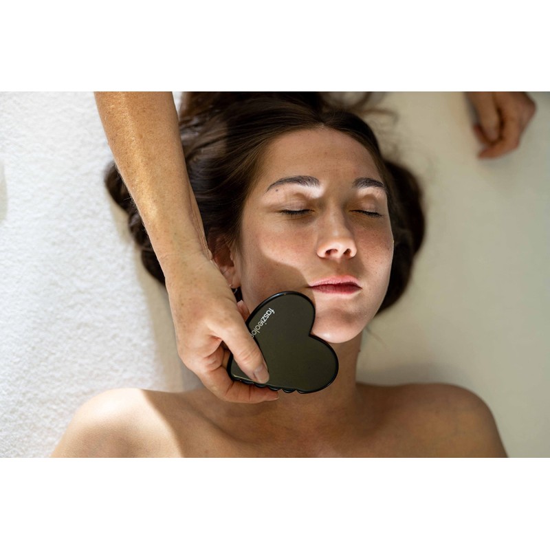 Fascia Heart by Carola Bleis - Self-Massage Connective Tissue Blood