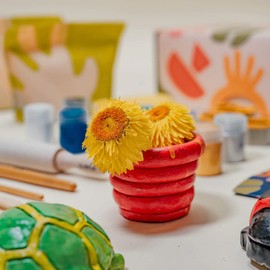 Sculpd Kids Pottery Kit, Air-Dry Clay Starter Kit for Kids Age 7+, Air Dry Clay with 5 Colour Paint Set, Paintbrushes, Pottery Tools, Clay Cutters, Sponge and Step-by-Step Guide