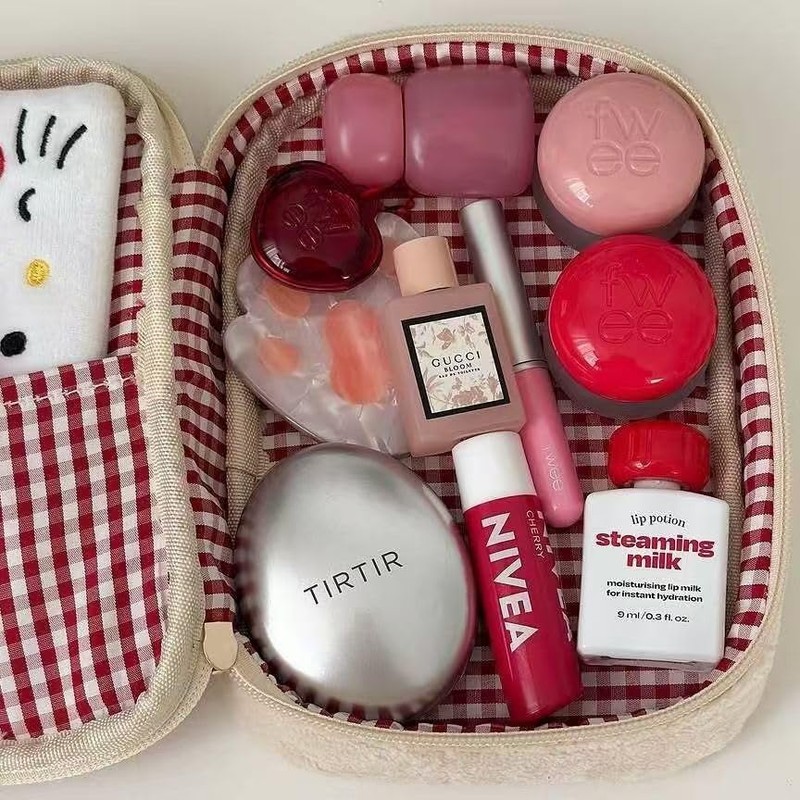 Cute Fashionable Plush Embroidered Strawberry, Pen Case, High School Students,