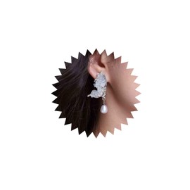 Aneneiceera Vintage Crystal Butterfly Beads Earrings Raw Crystal Butterfly Stud Earrings Small Drop Pearl Earrings Half Butterfly Earrings Jewellery for Women and Girls, Zinc, No Gemstone