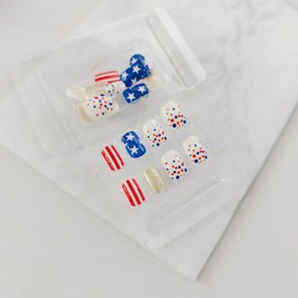 24Pcs Independence Day Press on Nails Short Square Fake Nails with Red Blue Dots White Star Stripe Designs, Gold Glitter Glue on Nails Reusable Artificial Acrylic Nails for Women Manicure Decoration