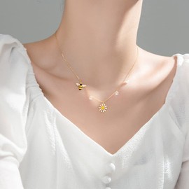 IMINI Honey Bee Daisy Flower Pendant Necklaces S925 Sterling Silver 18K Gold Plated for Women Girls Dainty Dangling Diamond Crystal CZ Chokers Necklace Adjustable Chain Birthday Gifts