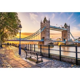 PuzzlEscapes 'Tower Bridge, London' 1000 Piece | Great British Jigsaws | Small Batch Made | Sustainable Jigsaw Puzzles
