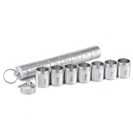 7 Divisible Compartments, Waterproof Capsule Pill Box, Metal Pill Box, Key Ring, Suitable for Travel, Going Out (Silver)