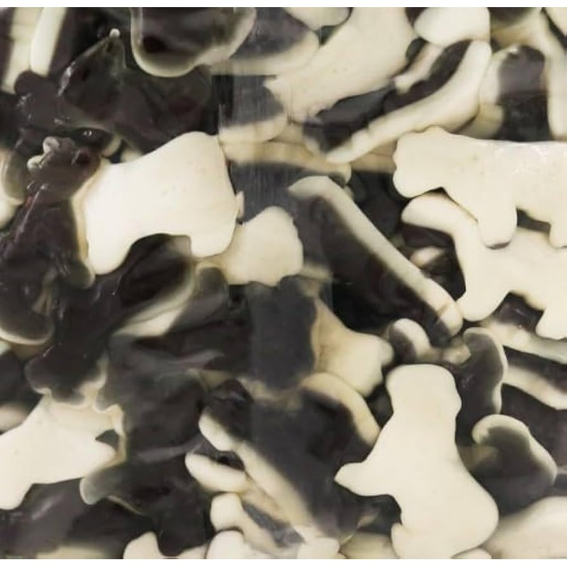 Bayside Candy Gummy Cows - Black and White Gummi Cows