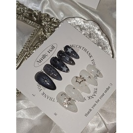 Half and half nail Byeolping Byeolping [Handmade nail tip] Emily nail - short oval / 반반네일 별핑별핑 [수제네일팁] 에밀리네일 - 숏오발
