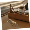 iplusmile Metal Lion Ornament Realistic Lion Figurine for Home Decor