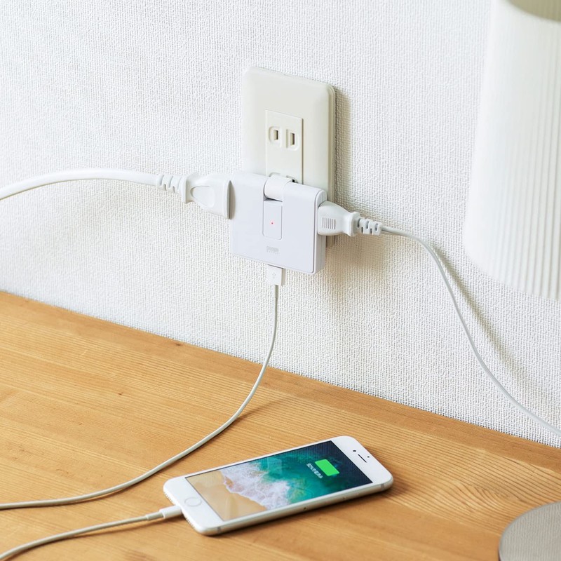 Sanwa Supply TAP-B104UN Power Strip with USB Charging Port (2