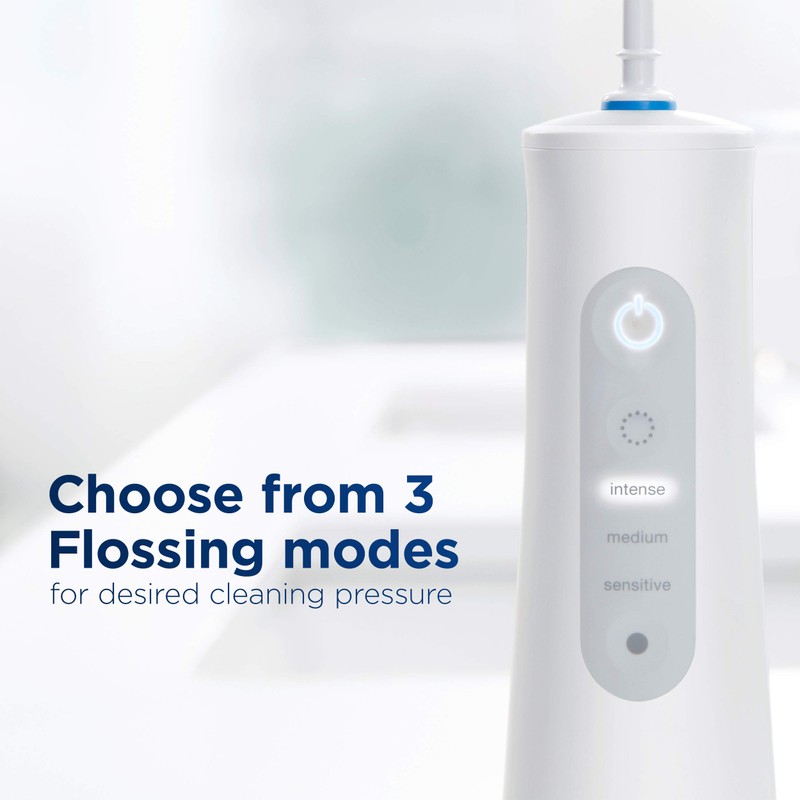 Oral-B Water Flosser Advanced, Cordless Portable Oral Irrigator Handle with