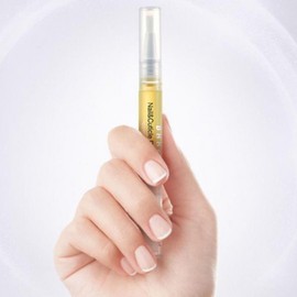 Cuticle oil pen, nail rash, cracking and cracking protectant (2 pieces) / 큐티클 오일 펜 손톱 손까시래기 갈라짐 깨짐 보호제 2개