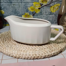 24oz Large Capacity Gravy Boat - Upgrade Premium White Sauce Boat - Elegant Pouring Spout - Perfect for Serving Gravy, Sauces, Dressings - Dishwasher Safe