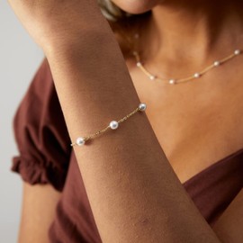 Tasiso Dainty Gold Pearl Bracelet for Women 14K Gold Plated Delicate Cultured Freshwater Pearl Bracelets Simple Bridesmaid Jewelry Gifts