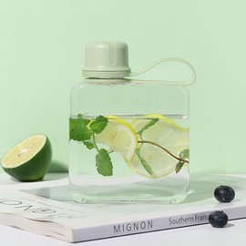 1Pc Slim Square Travel Water Bottle,Flat Drink Cup Water Bottle,Tritan Transparent Flat Water Bottle Small Water Bottle Slim Square Slim Bottle Water Flask,Flat Water Bottle Travel Flask,320ml,Green