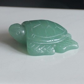2'' Hand Carved Gemstone Crystal sea Turtle Figurine Animal Carving Statue Home Decor (Natural Green Aventurine)