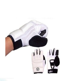 Le Coq Sportif Taekwondo hand guards / 태권도 손등보호대