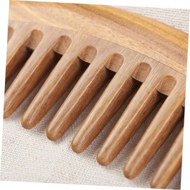 SAFIGLE 1pc Sandalwood Wooden Hair Comb for Curly Hair Broad Tooth Scalp Massage Comb for Women Skin Friendly for Gentle Detangling and Comfort