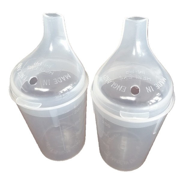 Translucent Plastic Feeder beakers, Wide spout (2)