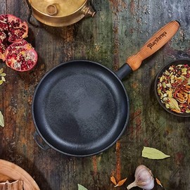 STP GOODS Crepe Pan Cast Iron Pancake Pan with Wooden Handle 9.5 x 0.8 Cooking Pan for Omelette Dosa Pan, Induction Safe
