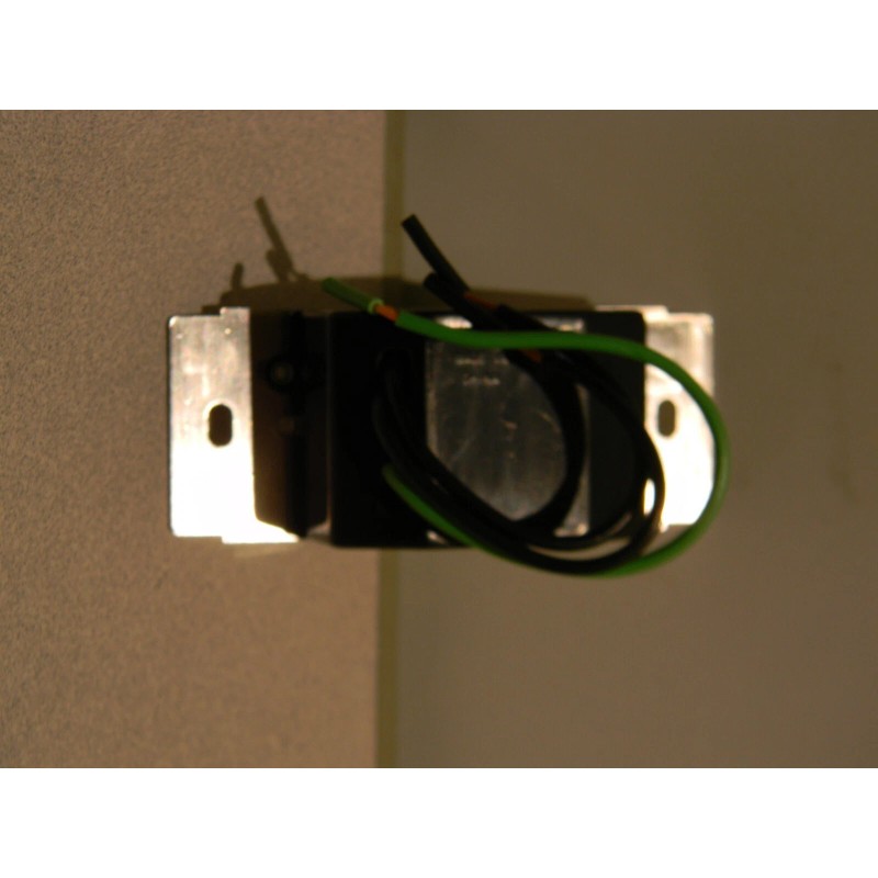 Leviton 705 Rotary Dimmer Push On/Off 600W Incandescent Single Pole