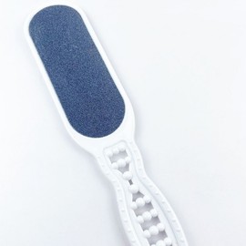 Heart-shaped Sandpaper Foot Exfoliator 1 White 2ea