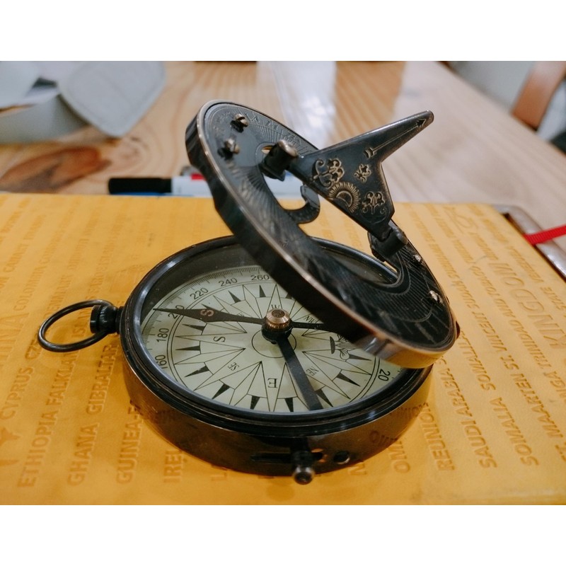 Nautical Maritime Brass Sundial Compass Side Lock Antique Pocket Navigation