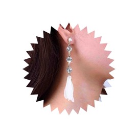 TseenYi Boho Crystal Acrylic Flower Earrings Gold Rhinestone Tassel Earrings White Flower Dangle Earrings Long Crystal Fringe Earrings Jewellery for Women and Girls Gifts
