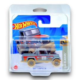 Hot Wheels Jeep Scrambler (Silver, Red & Orange) 8/10 Baja Blazers - 2023-233/250 (Short Card) - COMES IN A KLAS CAR KEEPER PROTECTIVE COLLECTORS CASE - HKG78