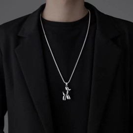 Wendalern Silver Bear Necklace Graffiti Bear Pendant Necklace Long Box Link Chain Necklace Cute Cartoon Animal Bear Sweater Chain Necklace Jewellery Gifts for Women Girls, Zinc, No Gemstone