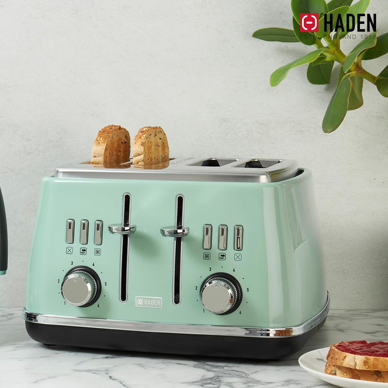 Haden Cotswold 4 Slice Extra Wide Slot Toaster with Cool