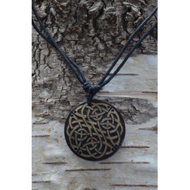 CHICNET Women's Men's Necklace Chain Wooden Chain Necklace with 40 mm Wooden Pendant in Round Light Dark Wood and Cotton Tribal Nordic Engraving Celtic Knot Adjustable, Wood