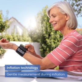 Beurer BC 54 wrist blood pressure monitor with inflation technology, coloured risk indicator, arrhythmia detection, wrist circumference 13.5-21.5 cm, with app, data transfer to Apple Health and co.