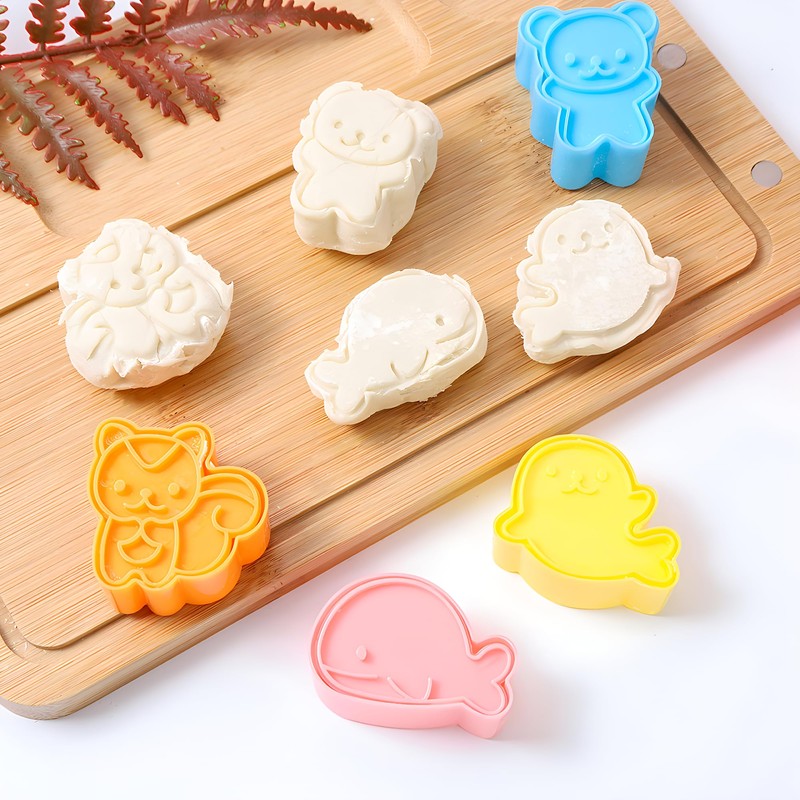 YOFAN 7pcs Bear Shape Sandwich Mold Cutters Set,Bread Sandwich Shapers