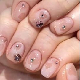 KXAMELIE Pink Press on Nails Short Square Heart Pattern Fake Nails Press Ons,Cute Acrylic Glue on Nails With Crystals Design For Women Girls Winter Decoration in 24PCS