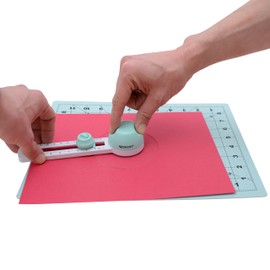 Westcott Circle Cutter with Replacement Blade, Adjustable Size 3-10 inches, DIY, Paper Crafting, Easy Operation and Smooth Cutting