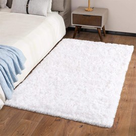 Ophanie Machine Washable 3 x 5 Feet White Rugs for Bedroom Fluffy, Shaggy Bedside Floor Dorm Area Rug, Soft Fuzzy Non-Slip Indoor Room Carpet for Kids Boys Teen Home Decor Aesthetic, Nursery