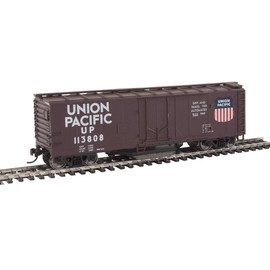Walthers Trainline 40' Plug-Door Track Cleaning Boxcar - Union Pacific #11808 HO Scale