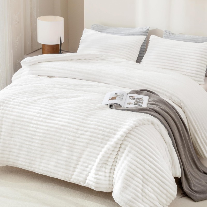 Andency Fluffy Queen Comforter Set, Super Soft White Comforters Queen