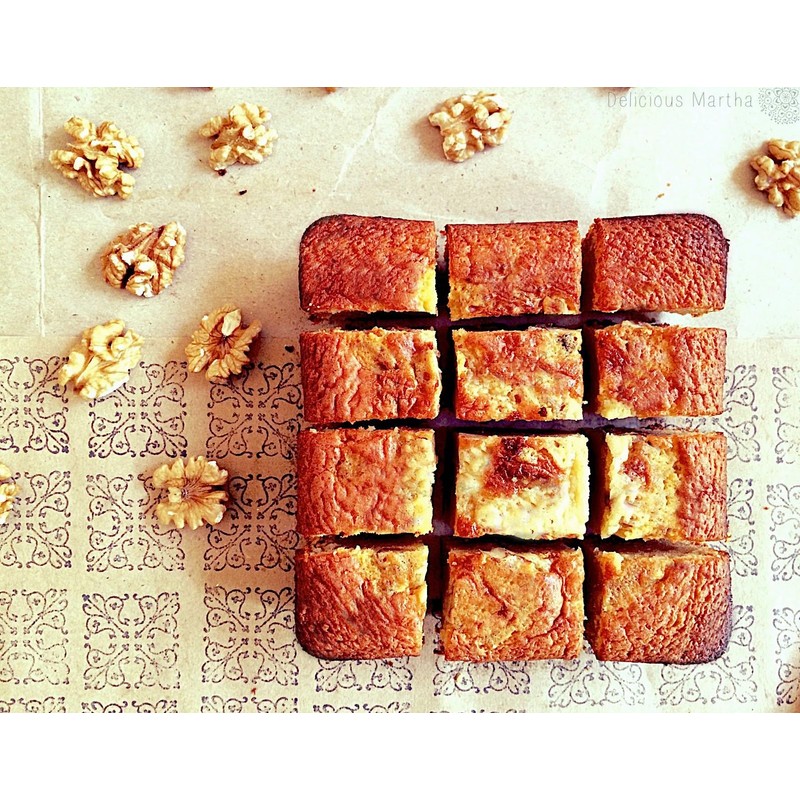 MGE - Square Baking Mould - Non Stick Baking Trays