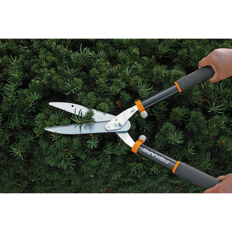 Fiskars Power Lever Hedge Shears - 8" Stainless Steel Blades