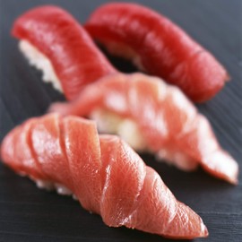 Black Tuna, Red Meat, Medium Toro, Tuna, Comparison Set, Sashimi, Sushi, Seafood Bowl, Tuna (7.1 oz (200 g) + Medium Toro 10.6 oz (300 g), For Home Use