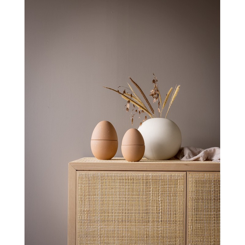 Cooee Design Ceramic Bonbonniere in Café au Lait-Shell, Handmade, Dimensions: