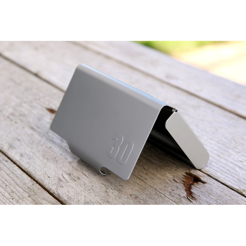 'Troika Jumbo 30 Card Case CDC78/Ti – Viste Business Card