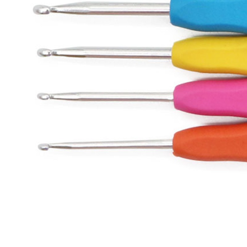 Crochet Hook Set Assorted Size TPR Soft Handle Sturdy Aluminium